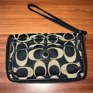 Black Coach wristlet